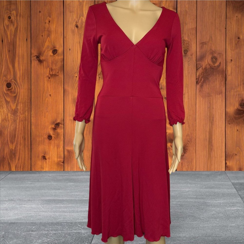 Moda International Fit & Flare Dress Size XS Red Stretch V-Neck Knee Length